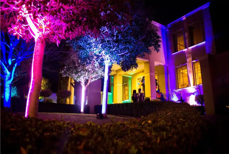 outdoor projector - bar