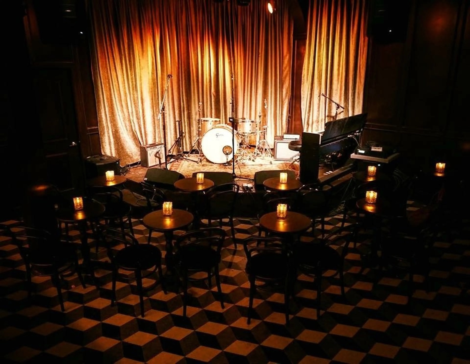Https S3.Amazonaws.com Uploads.thevendry.co 23049 1661178117288 Hotel Cafe Cover logo gobo projection — real Restaurants & Ba — Infinity Projectors