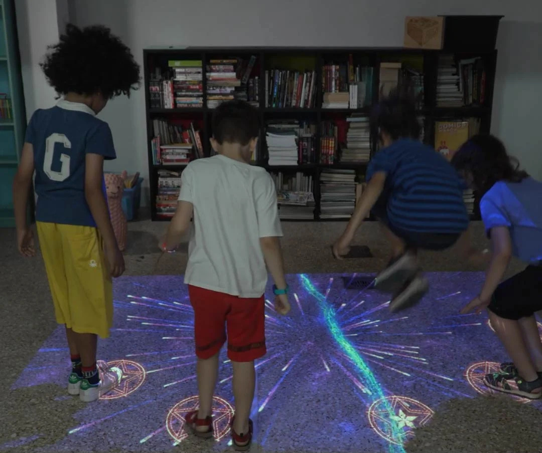 real interactive floor room w/ kids