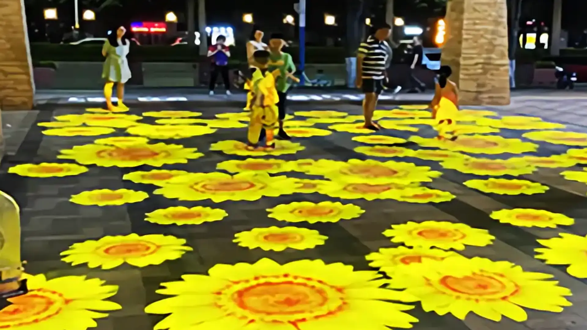 SETTING THE SCENE WITH SEASONAL GOBO IDEAS